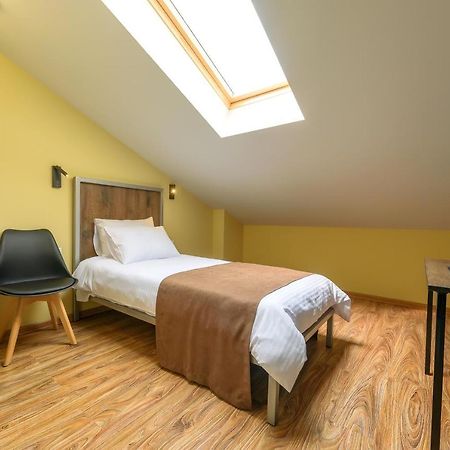 Stark Hotel Orgiejów Zewnętrze zdjęcie