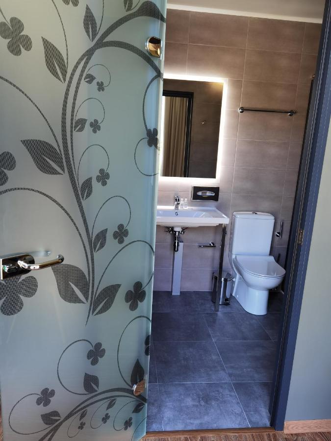 Stark Hotel Orgiejów Zewnętrze zdjęcie