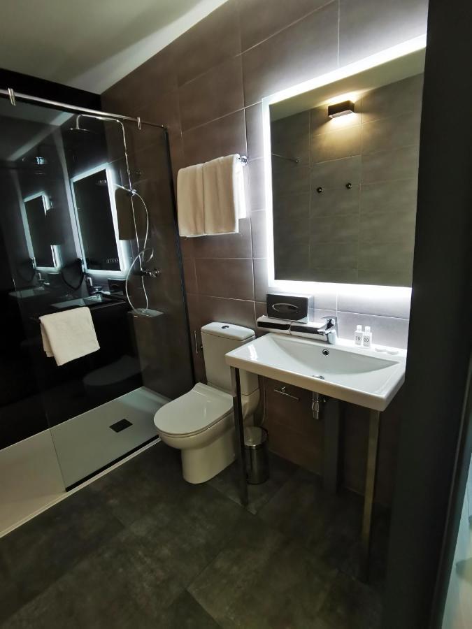 Stark Hotel Orgiejów Zewnętrze zdjęcie