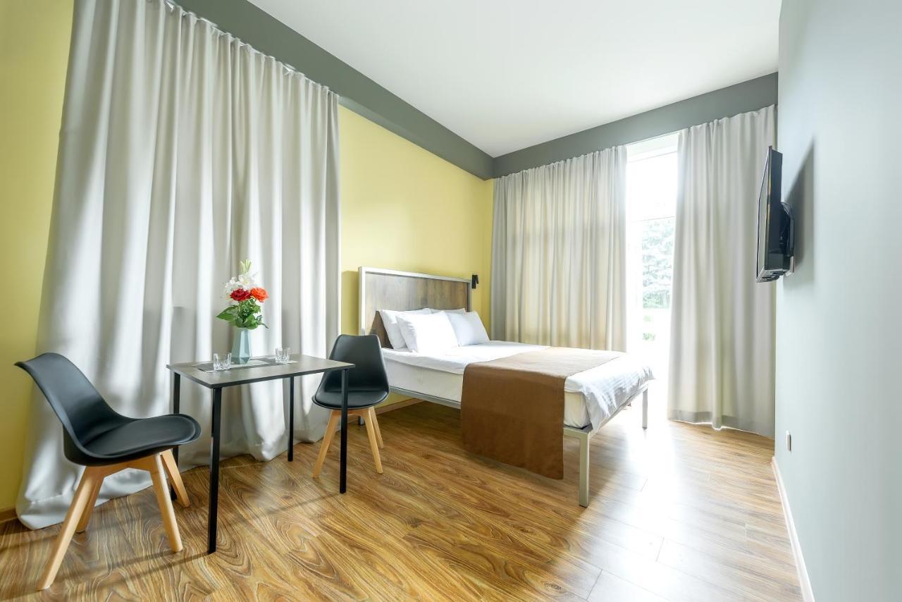 Stark Hotel Orgiejów Zewnętrze zdjęcie